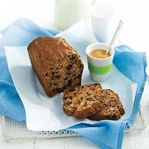 equal-stevia-date-&-walnut-loaf